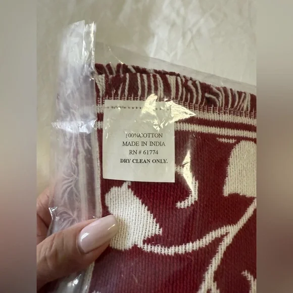 Lillian Vernon | Red White Heart Themed Placemats And Napkins - Picture 4 of 4